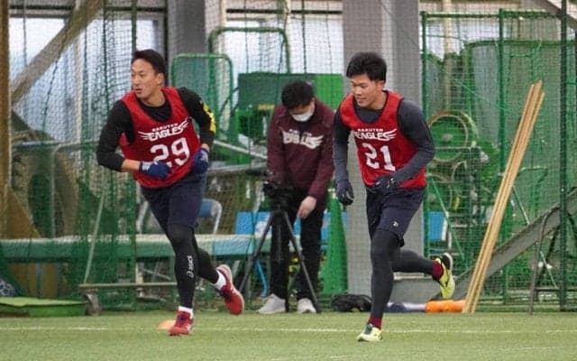 楽天ドラ2高田、同期“ドラ1”へライバル心全開　「負けたくない」「絶対勝ちたい」