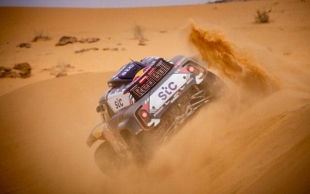ダカール2021：マラソンステージで競技が再開、第7ステージではペテランセルが総合首位を死守