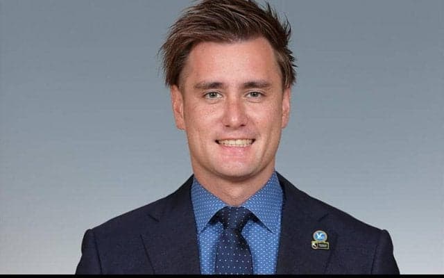 シュタルフ悠紀リヒャルト監督が今季もYS横浜を指揮!　「Y.S.C.C.史上ベストシーズンにしたい」