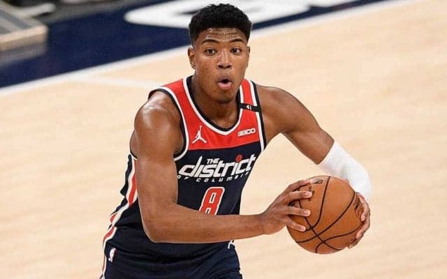 【NBA】八村塁は「左利きなのかもしれない」　器用な“逆腕シュート”に現地実況席が驚きの声