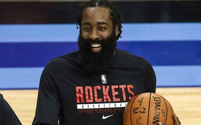 【NBA】ウェアがパツパツ　電撃移籍ハーデンのぽっちゃり姿に米仰天「太りすぎ」「たまげた」