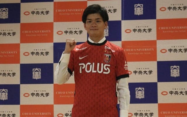 「開幕スタメンを狙っていきます。1年目から浦和の中心として活躍できるように」ー浦和内定・大久保智明