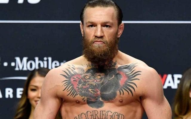 マクレガーが“1億円腕時計”披露　ゴージャスな逸品に海外仰天「眩しすぎて見えない」