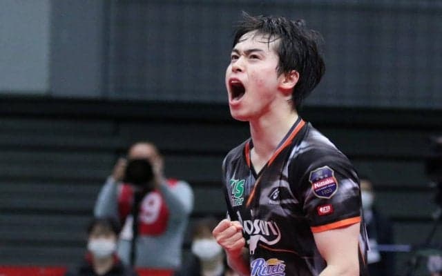 森薗「Tリーグ見て対策立てた」　英田を攻略し準決勝へ＜全日本卓球＞