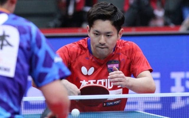 及川瑞基、五輪代表・張本を下す金星　初めての4強入り＜全日本卓球＞