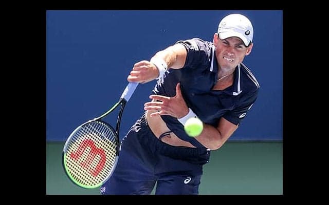  便の同乗者が感染者に「不運」 