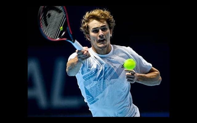  フェデラーの会社と契約解消へ 