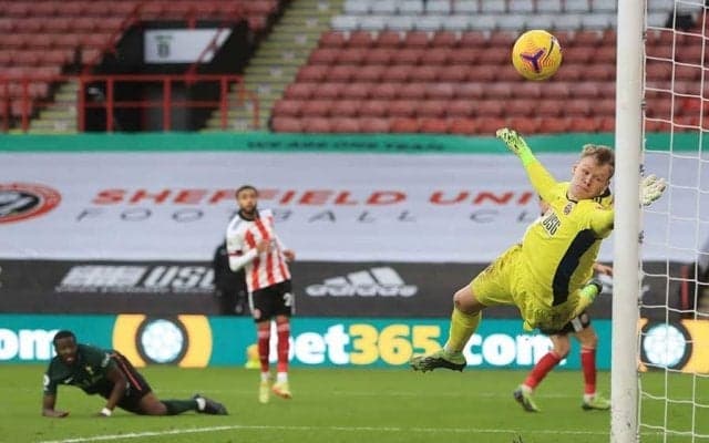 仏代表が“アウトサイドループ弾”　ギリギリ決まった一撃に海外反響「本当に美しい」