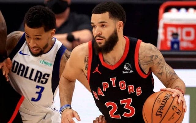 ラプターズがマーベリックスを破り3連勝…渡邊雄太は今季最短となる2分4秒の出場にとどまる