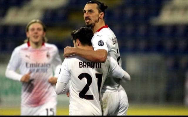 完全復活のイブラヒモビッチ、テコンドー仕込みの“後ろ回し蹴り”パスも披露