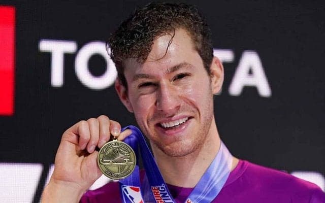 親日家ブラウンが“日本語締め”で感謝投稿　全米3位「いつもおうえんをありがとう！」