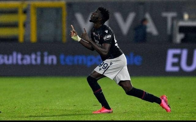 冨安の同僚バロウが決めた、大胆かつエレガントな超ロングシュート【インクレディブル・ゴールズ】