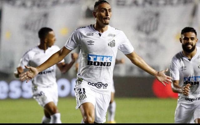 鹿島が二転三転したサントスMFピトゥカの完全移籍加入を発表、来日は2月