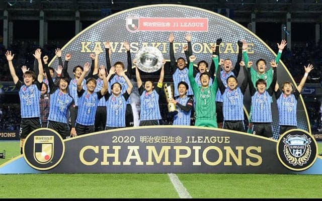 2冠王者の川崎Fが選手背番号を発表！ ジョアン・シミッチは「6」、中村憲剛氏の「14」は…？