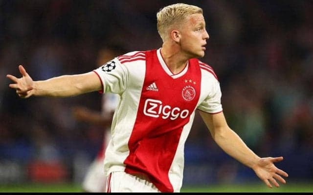 オランダの逸材MFファン・デ・ベークが8-0の歴史的大勝で見せたハットトリック【ハットトリック・ヒーローズ】