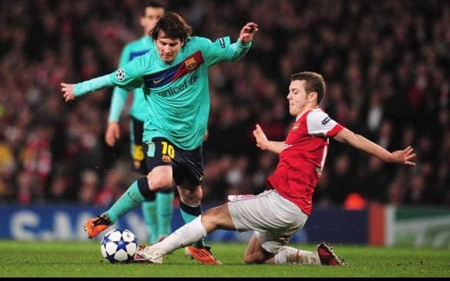 ウィルシャーが痛快ジョーク！ 2011年のバルサ戦を振り返るファンの質問に「あの夜は僕が支配していた」