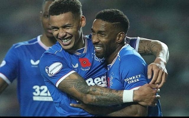 アラフォーに突入も決定力に陰りなし！元イングランド代表の点取り屋デフォーがレンジャーズで見せたゴール3連発【ハットトリック・ヒーローズ】