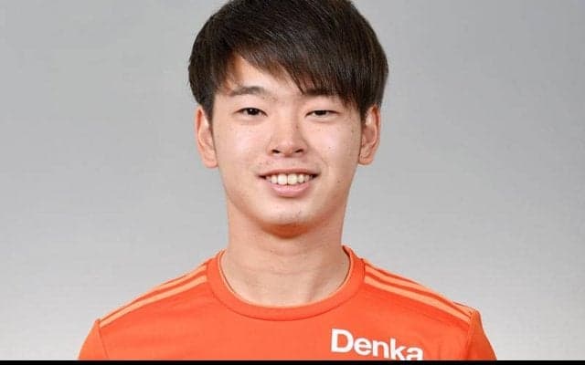 【Jリーグ移籍情報まとめ/1月25日】渦中のMF本間至恩が熟考の末に新潟残留！鳥栖が長身ケニア人FWを獲得