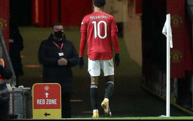 FA杯リバプール戦で途中交代のラッシュフォード、ヒザの検査へ