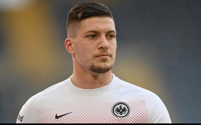 フランクフルト復帰後76分間で3ゴールのヨビッチ「自分がどれだけ優れているかは知っている」