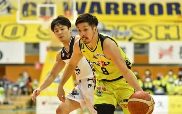 オーバータイムまでもつれる熱戦を制した信州が12勝目を挙げる…西山が21得点の活躍