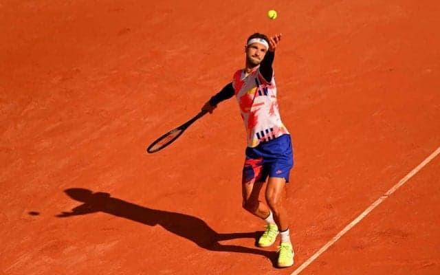 コロナを経験したテニス選手が語る「僕たちは皆犠牲を払わなければならない」