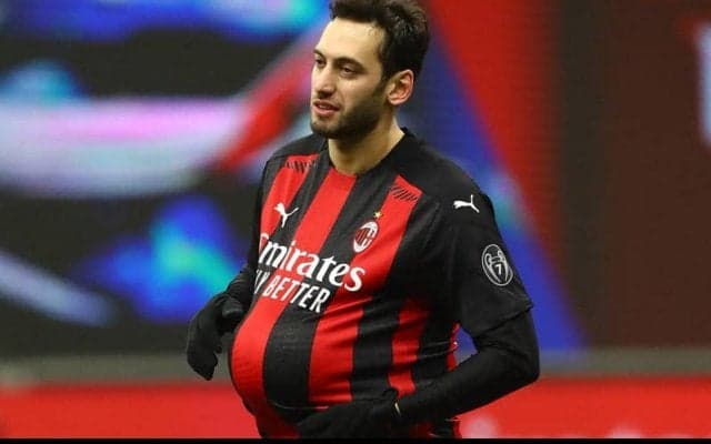 チャルハノールがコロナ陰性で復帰へ