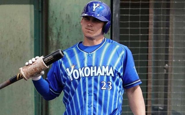 「筋肉えぐ」「バケモン」DeNAオースティンのムキムキ肉体美にファン驚愕