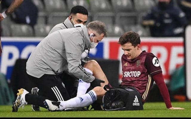 復帰戦で負傷交代のリーズDFジョレンテ、再離脱へ…指揮官が認める