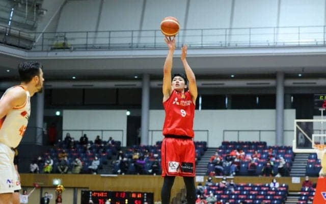 ゾーンディフェンスでリズムをつかんだ名古屋ダイヤモンドドルフィンズ、79-62で新潟に勝利