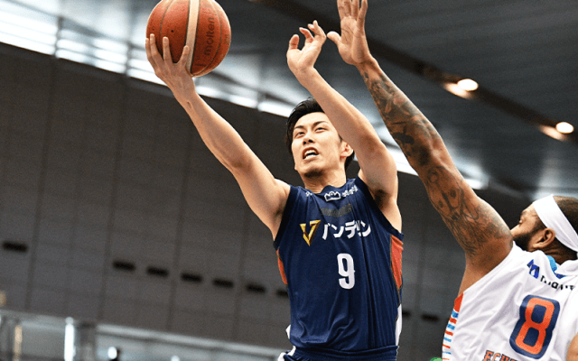 横浜ビー・コルセアーズ、最終Qに10点差をひっくり返し広島ドラゴンフライズを撃破