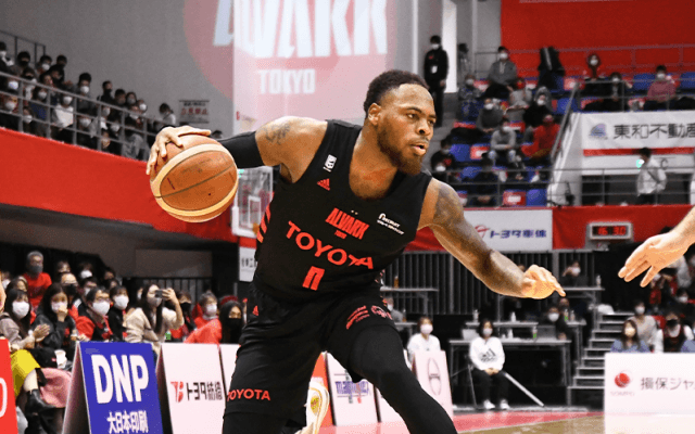 アルバルク東京が富山グラウジーズとのハイスコアゲームを制す！トーマスが終盤に9連続得点をマーク