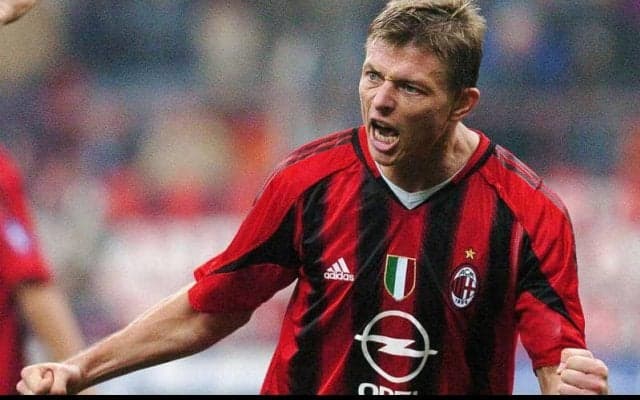 スカッとゴール！ デンマークの” レジェンド”トマソンの技巧派ループ