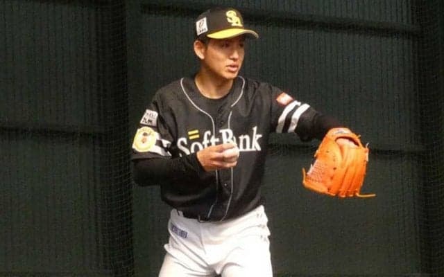 鷹・高橋礼、キャンプ2日で3度ブルペン入り　牧田直伝カーブ習得へ「使えるように」