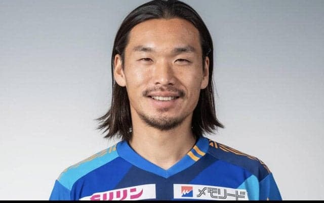 長崎退団のDF角田誠が関西1部のポルベニル飛鳥へ選手兼コーチとして加入