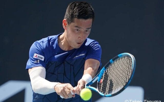 杉田祐一がATPツアー初戦を逆転勝利で飾り2回戦へ。セルビアへ拠点移し手応え
