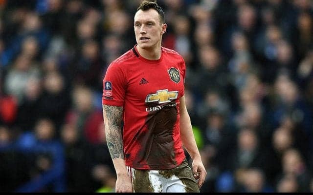 ユナイテッドに待望のCB新戦力？　ジョーンズがPLメンバーリスト入り