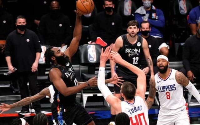 ハーデンがまたもトリプルダブル！　“ビッグ3”の活躍でネッツがクリッパーズとの接戦を制す