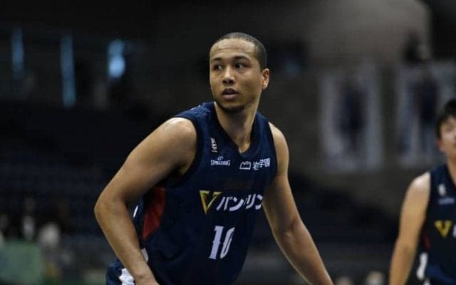 1月31日の試合で退場した横浜のチェンバース、1試合出場停止と罰金5万円