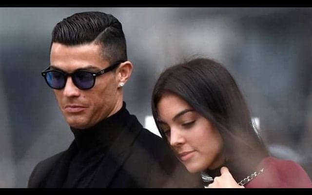 クリロナ彼女 元カレとの写真が流出か...過去の恋愛事情が明らかに!?