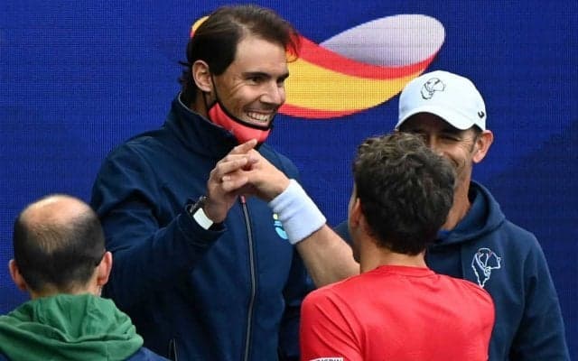 ナダル背中の不調で試合には出ず、スペインチームのベンチで活躍