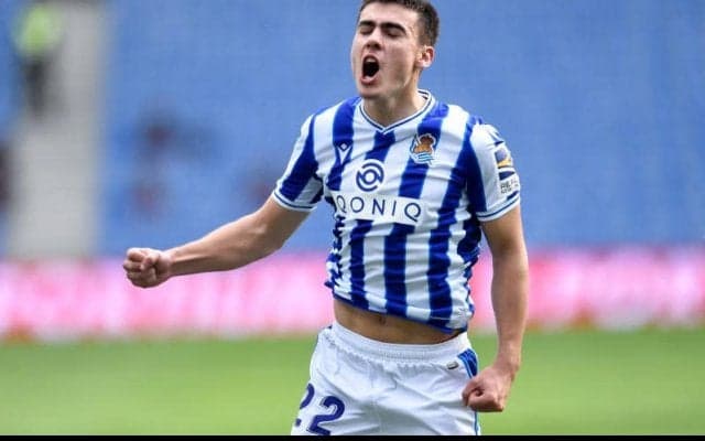 ソシエダ、19歳の逸材バレネチェアと新たに6年半契約を締結！