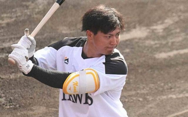 鷹19年ドラ1、“キャンプ1号弾”でアピール　小久保ヘッドの助言効いた？