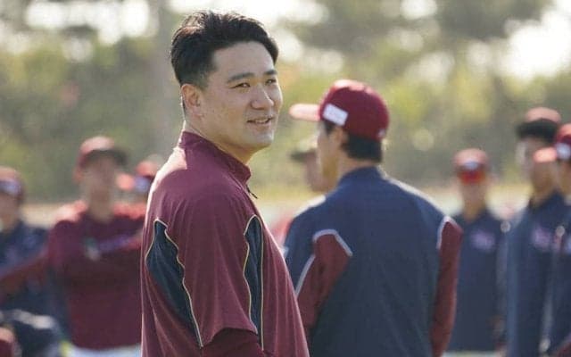 田中将大、キャンプ合流で首脳陣とナインに挨拶「気軽に！　気軽に聞いてください」