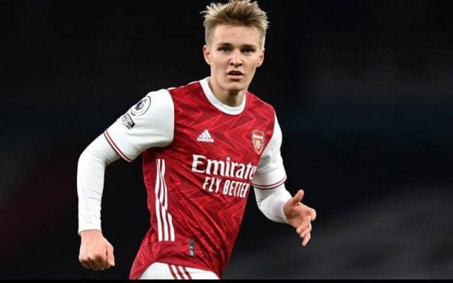 ウーデーゴールがアーセナル残留の可能性も？ カギを握るのはジダン監督