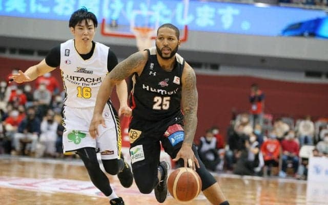 大阪エヴェッサがホームゲーム第1戦を制す…ニュービルが21得点と躍動