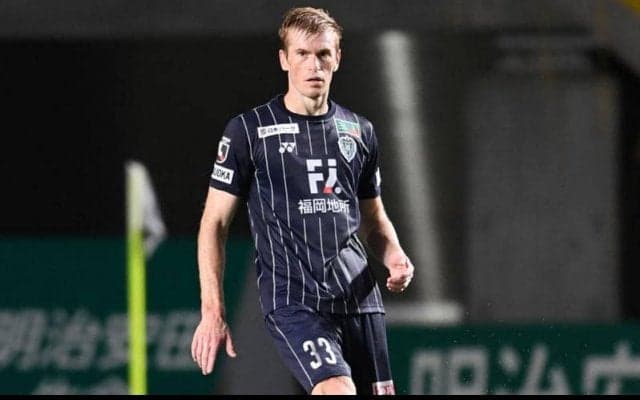 福岡のJ1昇格に貢献した守備を支えるDFドウグラス・グローリ「より大きな挑戦を続けたい」