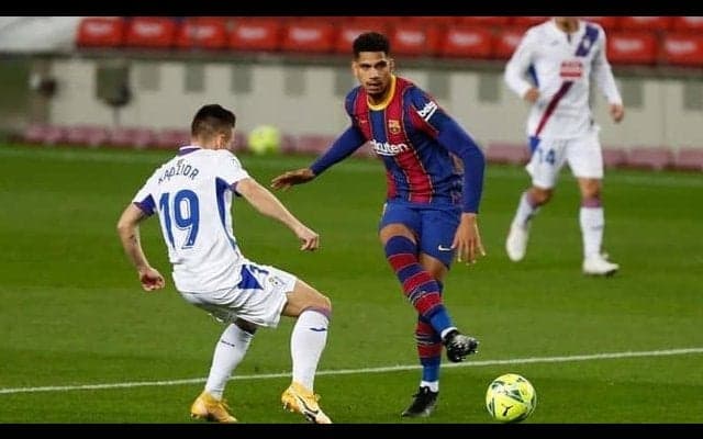 アラウホ “重要な”2試合に向け休養は必須、7試合連続先発で内4試合は延長戦