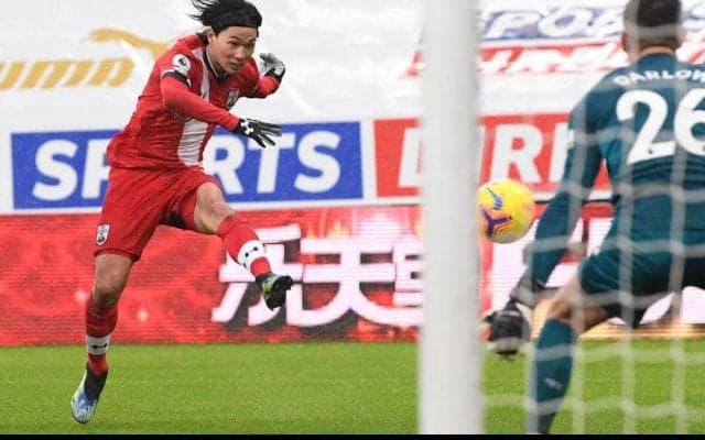 「素晴らしいゴール」デビュー戦ゴールの南野拓実、指揮官は敗戦を悔やむもゴールを喜ぶ「我々の助けになる」