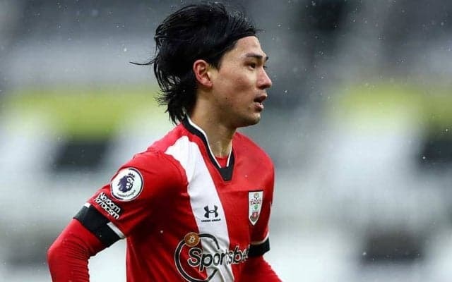 なぜ南野拓実はデビュー戦から輝けたのか　得点以上に英記者が高評価した「仕事量」